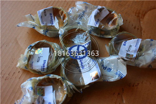 珀金斯發動機凸輪軸銅套：發動機的精密配角